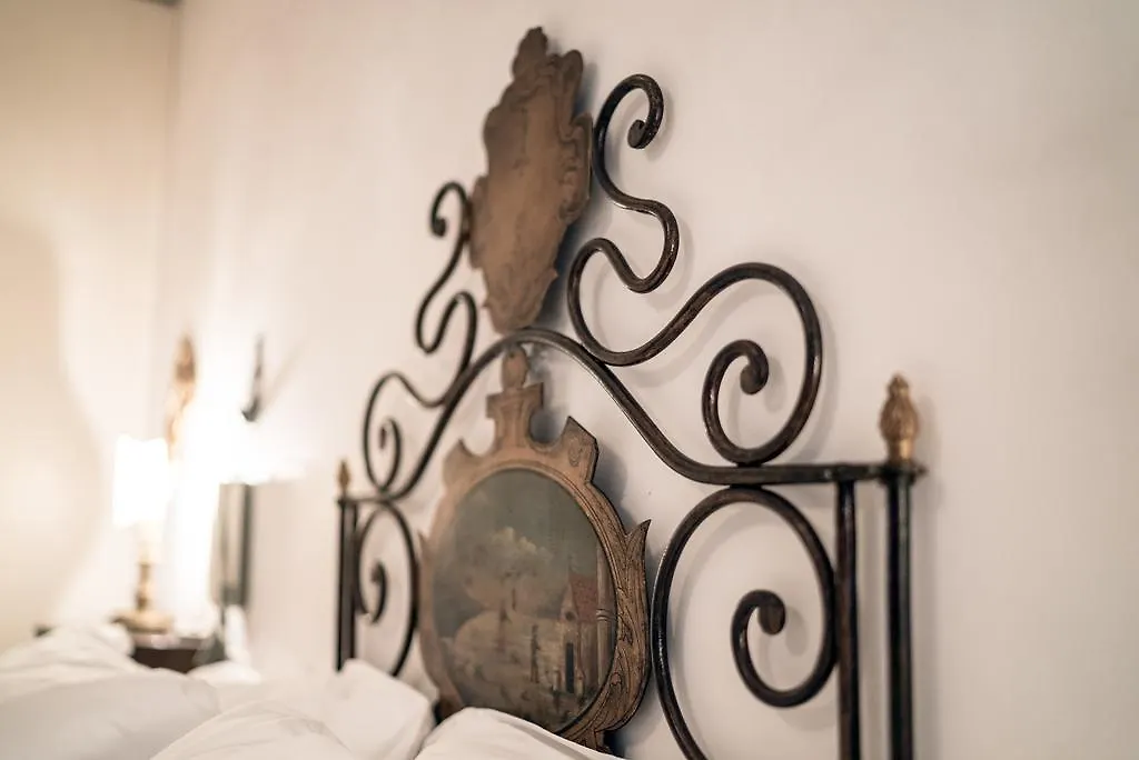 Accademia Terrazza Apartment Venice
